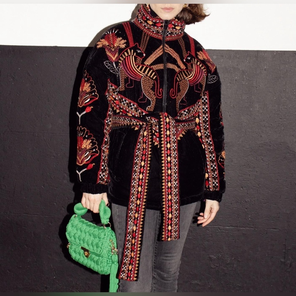 Farm Rio Black Nature Beauty Embroidered Puffer Jacket REVERSIBLE